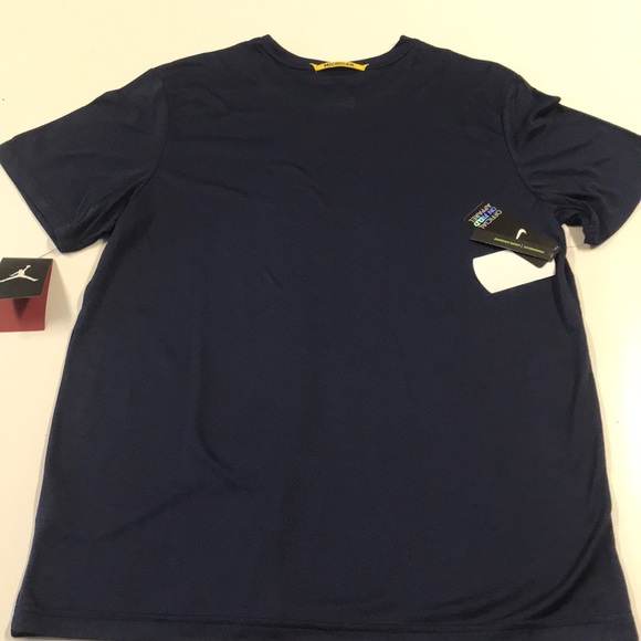 🆕 NIKE JUMPMAN - MICHIGAN Mens Blue Tee Shirt - Picture 3 of 5
